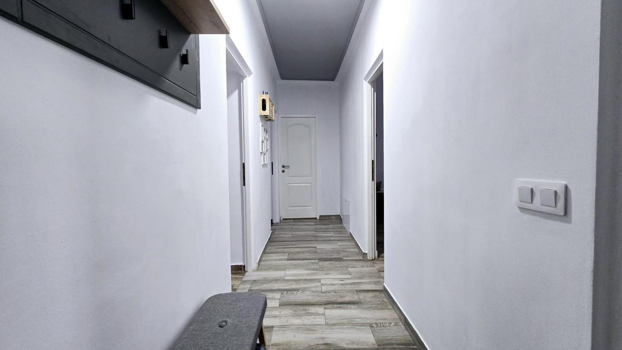 Apartament 3 Camere Hd Hunedoara Bagian luar foto