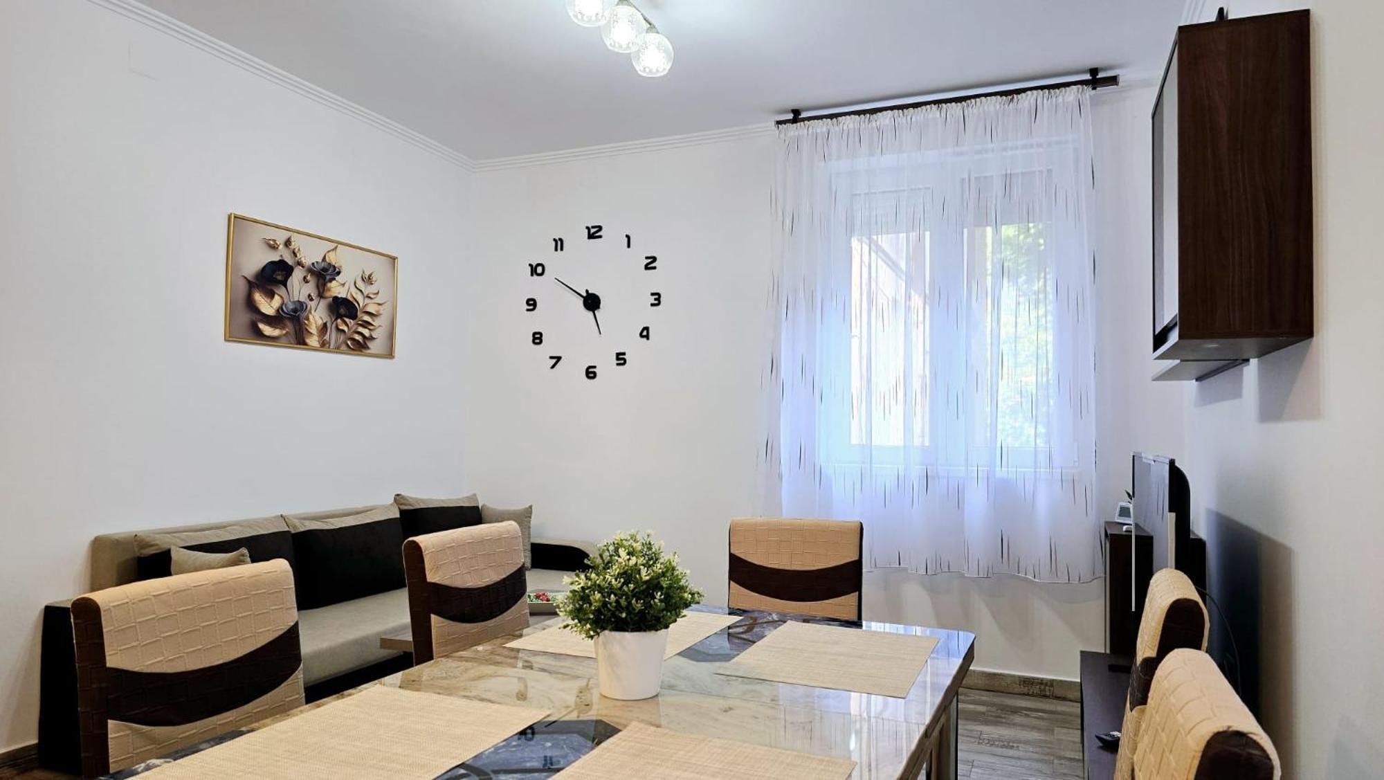 Apartament 3 Camere Hd Hunedoara Bagian luar foto