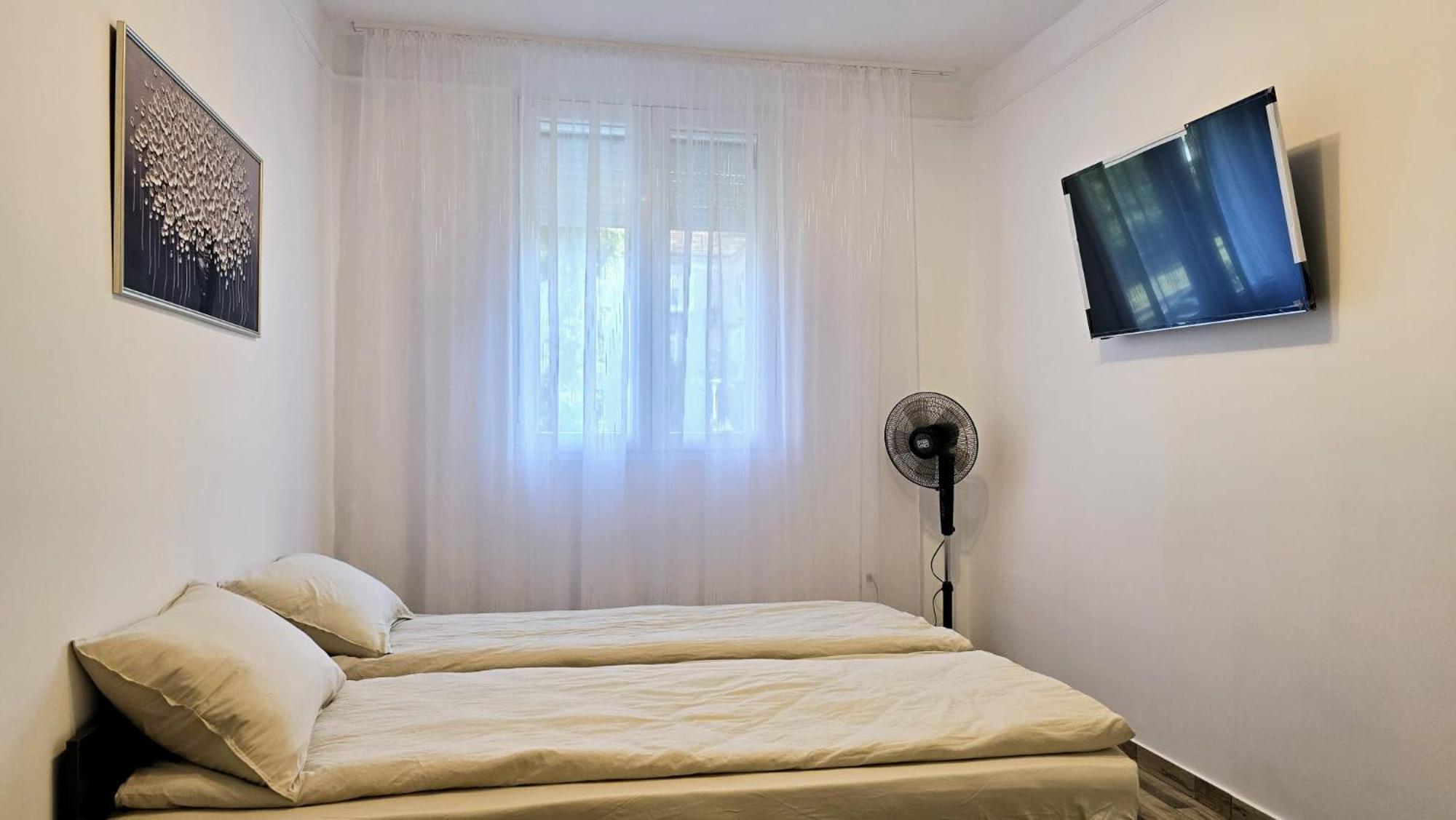 Apartament 3 Camere Hd Hunedoara Bagian luar foto