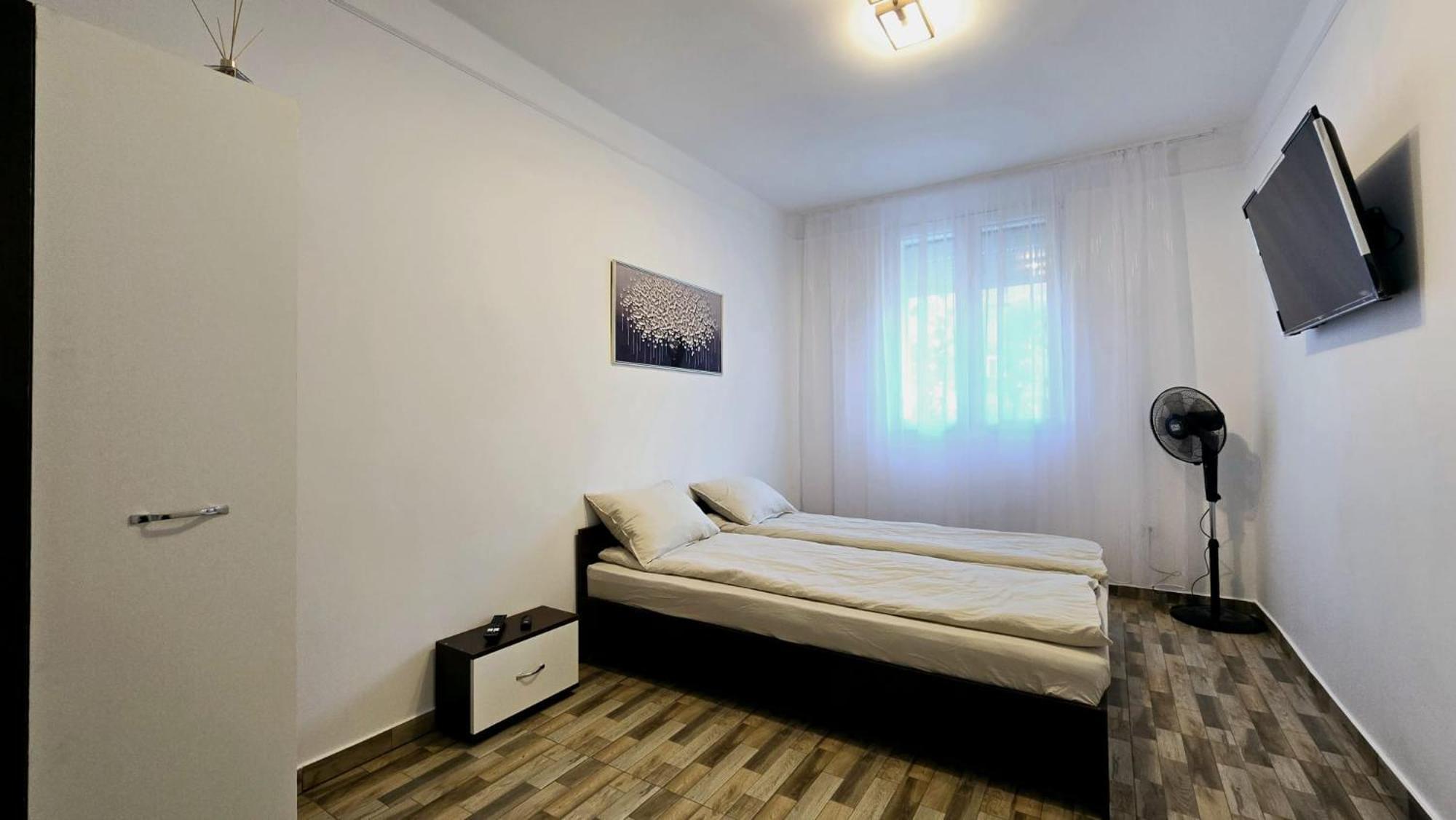Apartament 3 Camere Hd Hunedoara Bagian luar foto