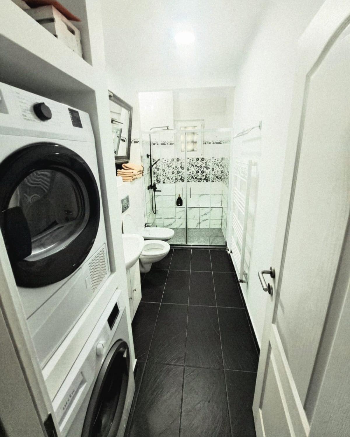 Apartament 3 Camere Hd Hunedoara Bagian luar foto