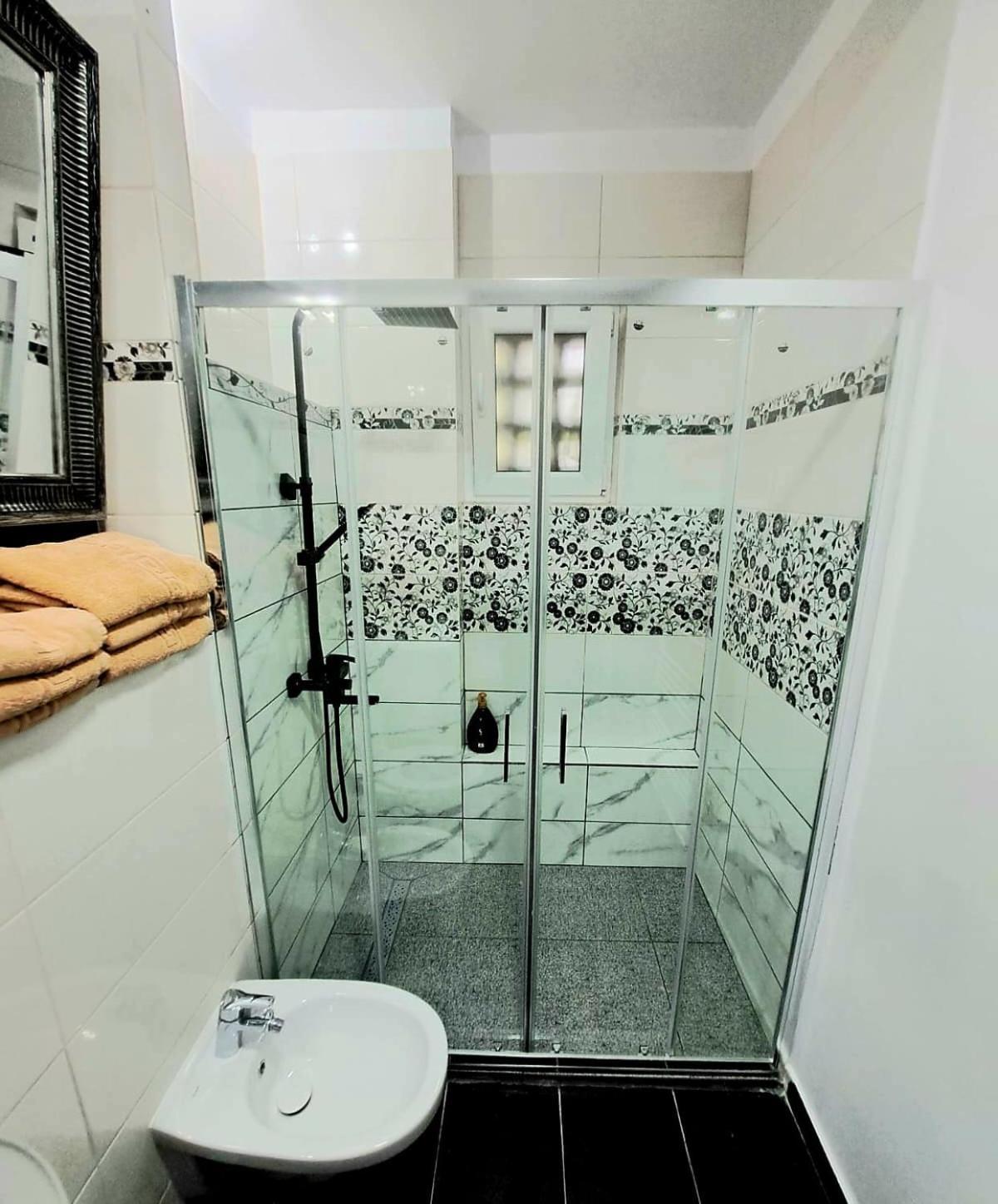 Apartament 3 Camere Hd Hunedoara Bagian luar foto