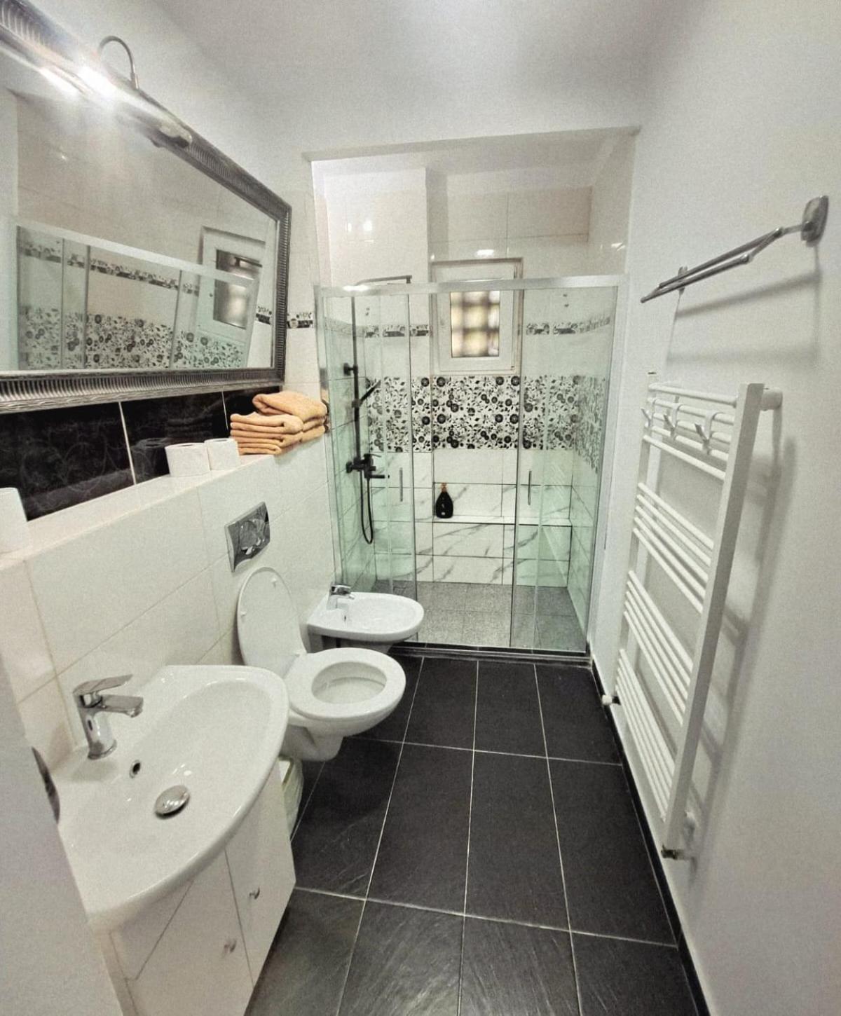 Apartament 3 Camere Hd Hunedoara Bagian luar foto